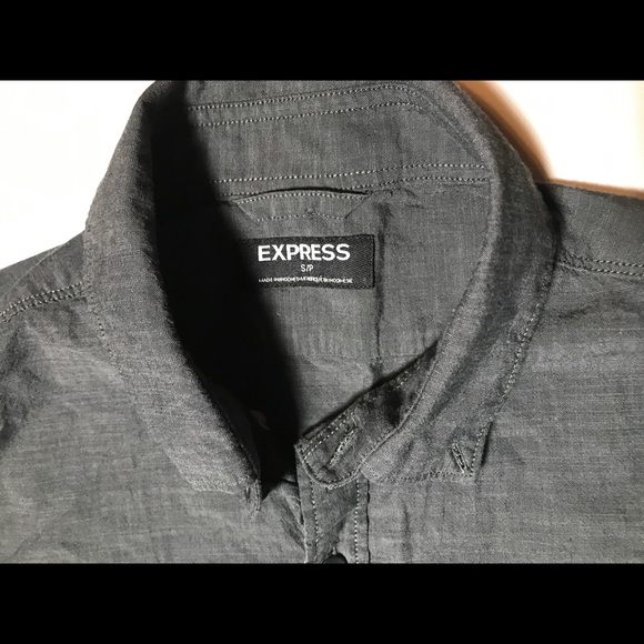 Men's Express Button Down Short Sleeve - Picture 3 of 3